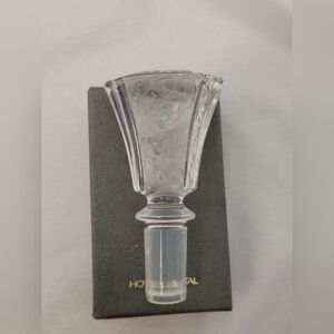 Hoya Crystal Corp. Crystal Wine Stopper
